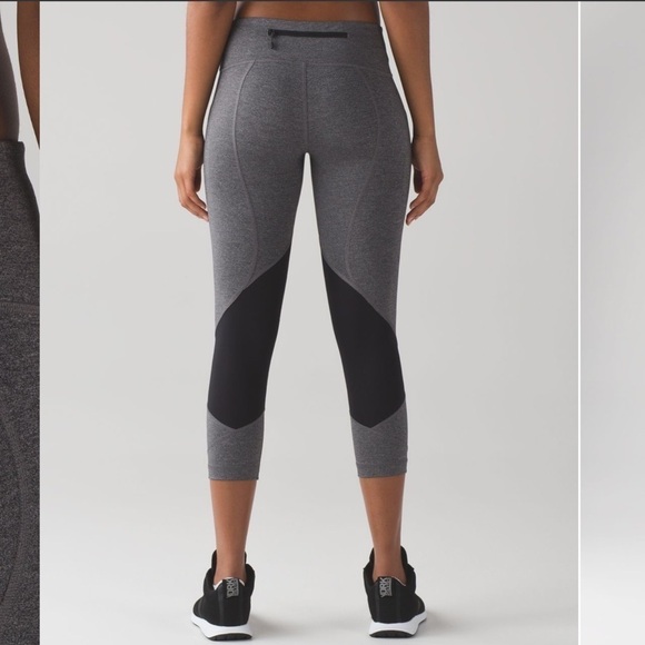 Lululemon Pace Rival Crop Heathered Black / Heathered Slate Size 2 - Picture 3 of 14